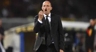 DAZN Ungkap Detail Betapa Aktifnya Max Allegri di Area Tktikal