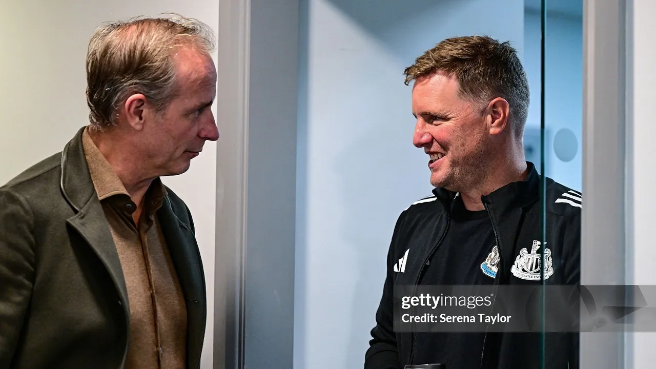 Eddie Howe tegaskan tetap kompak dengan David Hopkinson