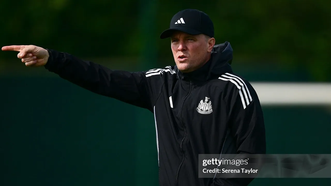 Eddie Howe serukan dukungan fans saat Newcastle tertekan