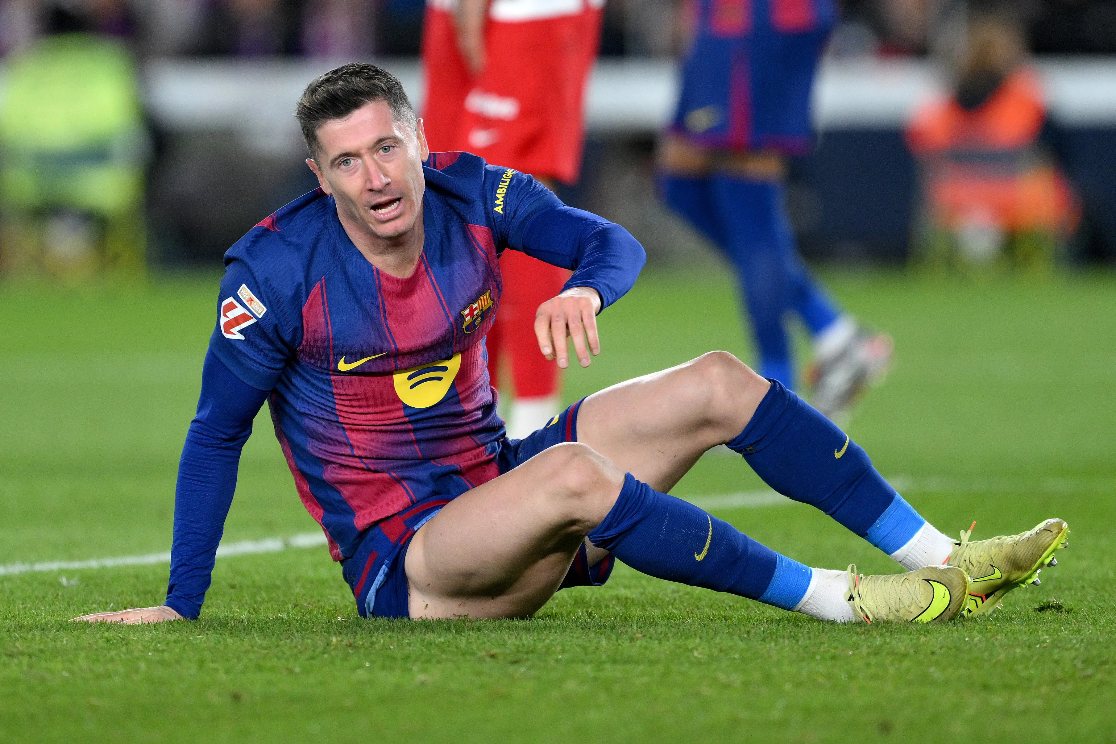 Lewandowski Tentukan Masa Depan di Barcelona Akhir April - sumber: (footballespana)