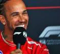 Lewis Hamilton Uji Ban Basah di Fiorano Tanpa Data Awal