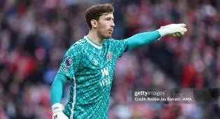 Regis Le Bris Pastikan Robin Roefs Siap Lawan Tottenham