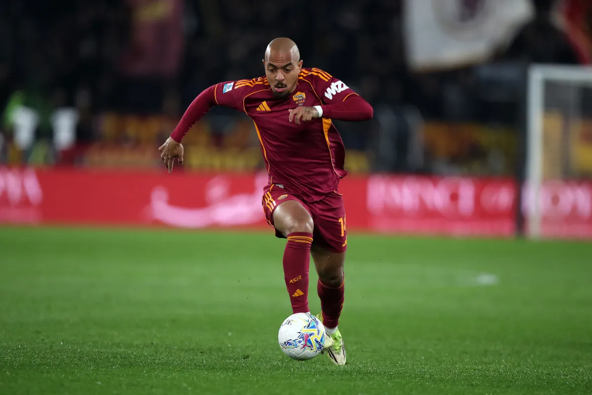 Roma Tundukkan Pisa 3-0, Malen Bangga Dibandingkan Batistuta - sumber: (footballitalia)