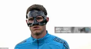 Sven Botman Siap Main Pakai Masker, Newcastle Dapat Suntikan Besar