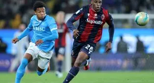 Barcelona Incar Bek Tengah Serie A untuk Musim Panas