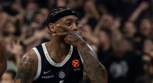 Carlik Jones Senang Tetap Bertahan Bersama Partizan