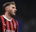 Ingin Main Untuk Milan, Santiago Gimenez Paksakan Diri Meski Cedera