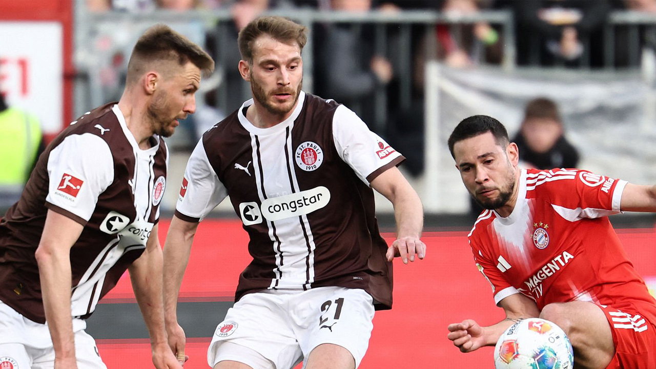 Karol Mets Tetap Puji Semangat Juang St Pauli Meski Dibantai Bayern