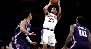 Lakers Siap Perkuat Tim Sambut Playoff NBA