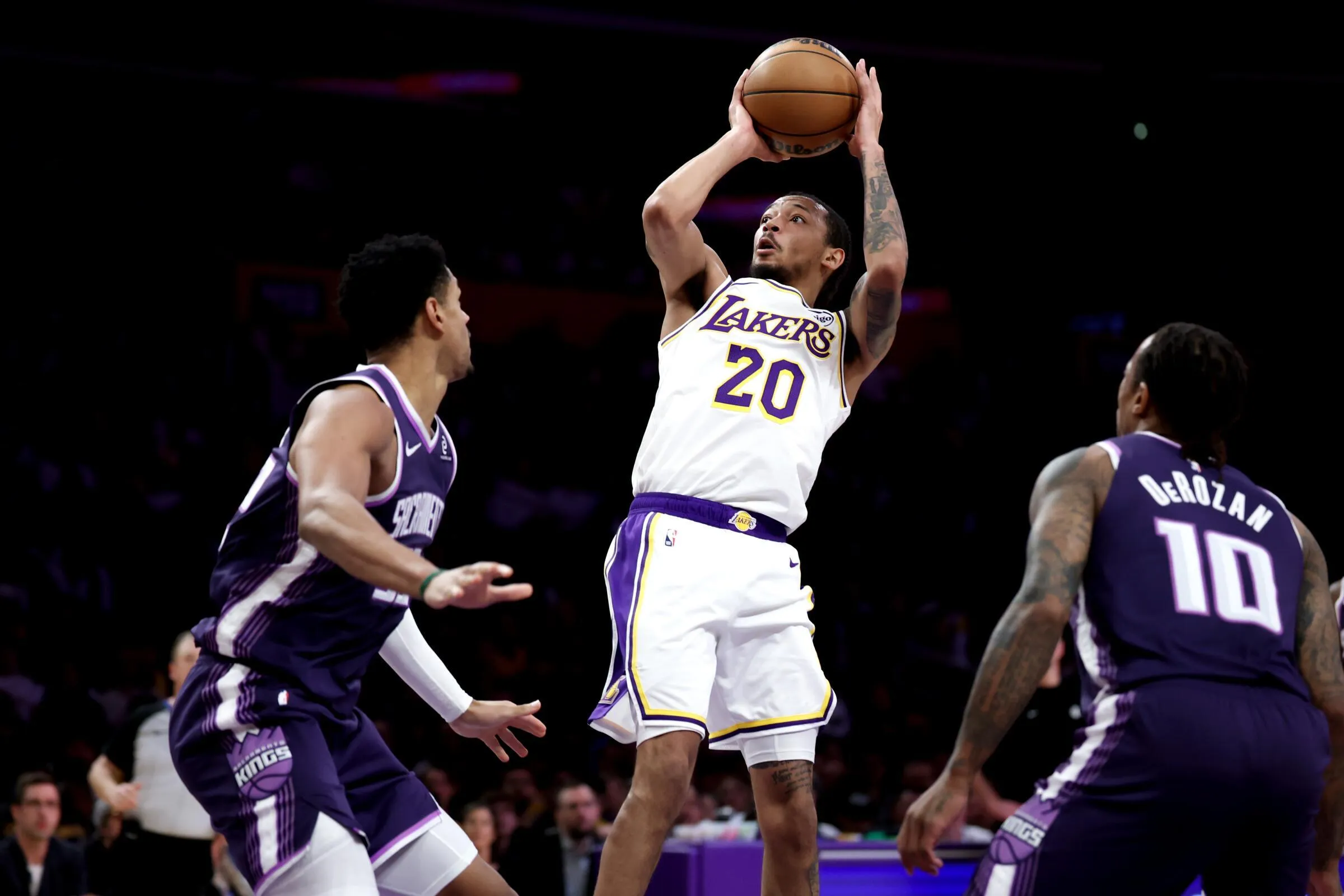 Lakers Siap Perkuat Tim Sambut Playoff NBA - sumber: (mainbasket)