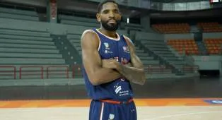 Perrin Bufford Datang Sebagai Pengganti Amorie Archibald