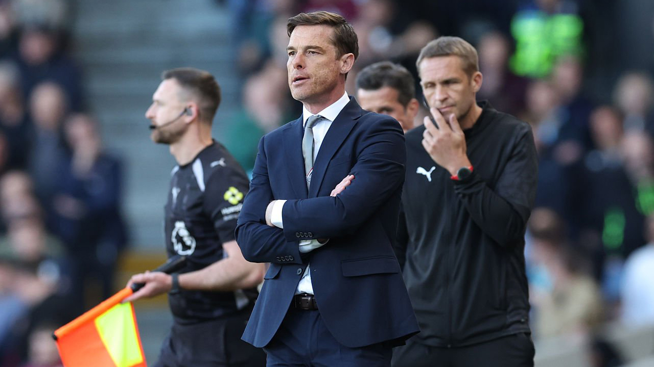 Scott Parker Kecewa Burnley Kalah dari Brighton Meski Tampil Kompetitif