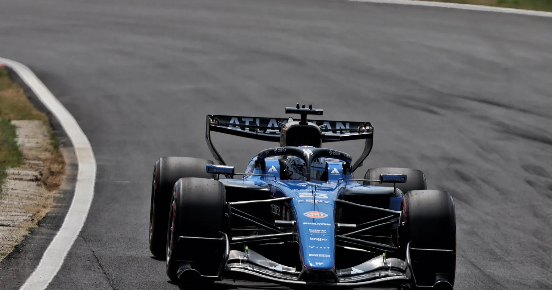 Williams Manfaatkan Jeda April untuk Keunggulan di F1 - sumber: (racingnews365)