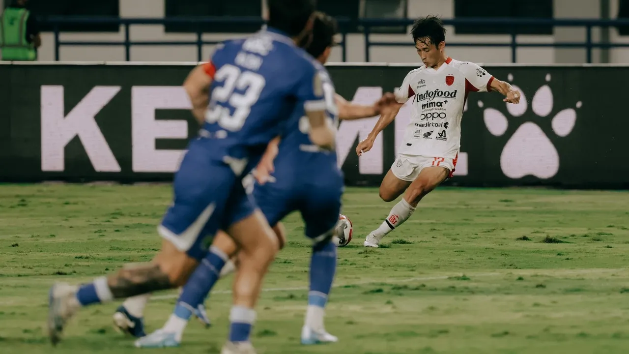 Bali United Ditekuk 10 Pemain Persib Bandung, Johnny Jansen Kecewa