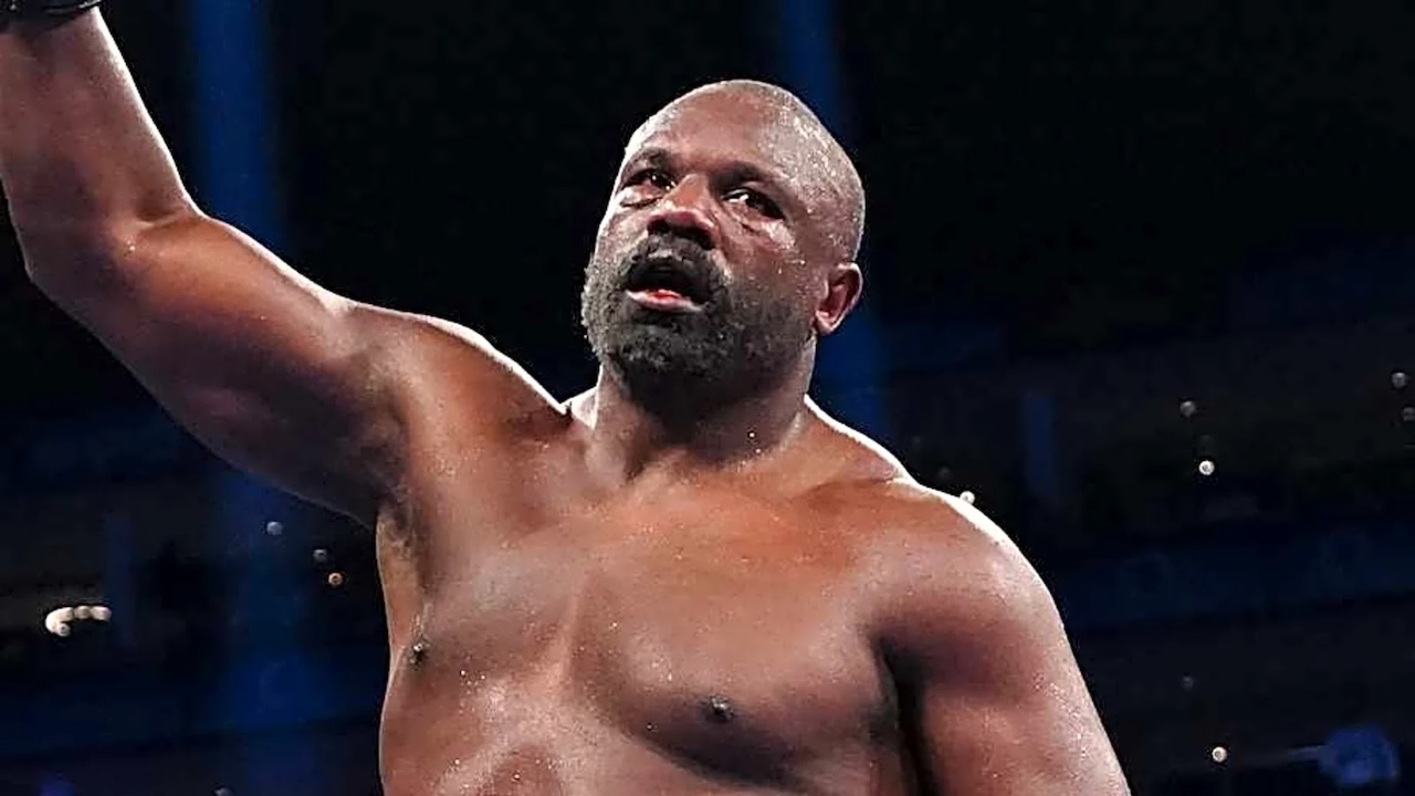 Derek Chisora Batal Pensiun, Incar Rematch Lawan Wilder