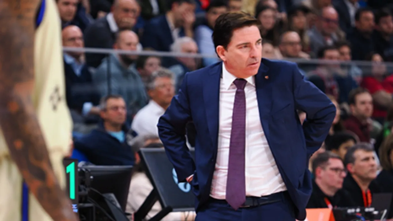 Juan Carlos Navarro Coba Perjelas Nasib Xavi Pascual