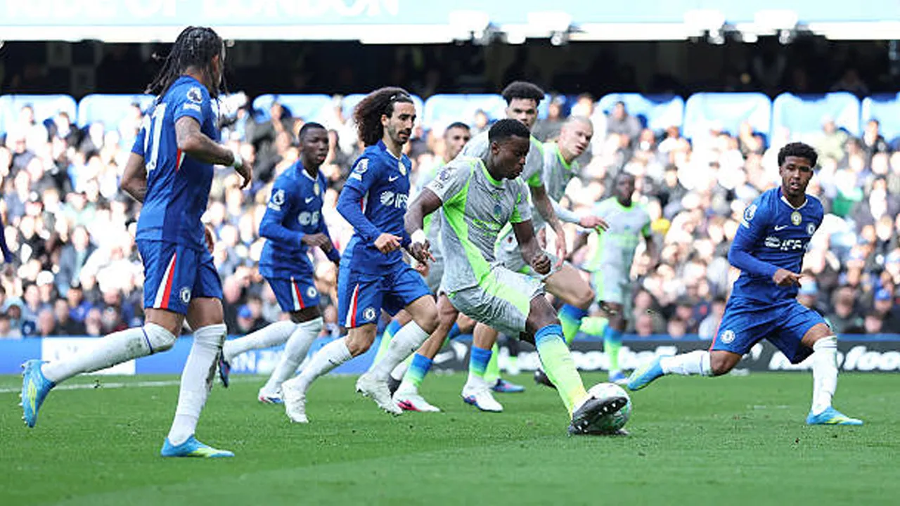Manchester City Bungkam Chelsea, Marc Guehi Tolak Man of the Match