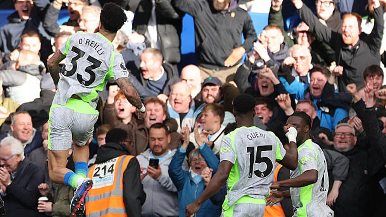 Manchester City Menanti Kondisi Nico O'Reilly Jelang Duel Kontra Arsenal