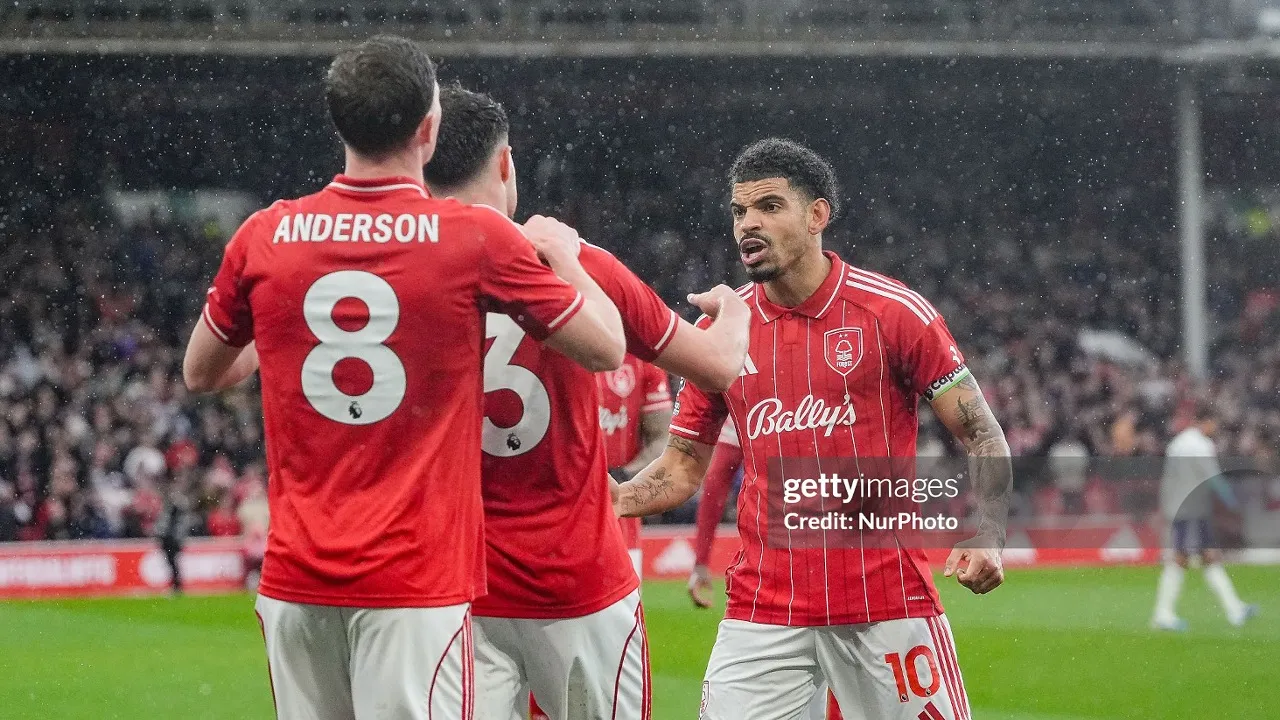 Nottingham Forest imbang lawan Aston Villa, Vitor Pereira soroti semangat