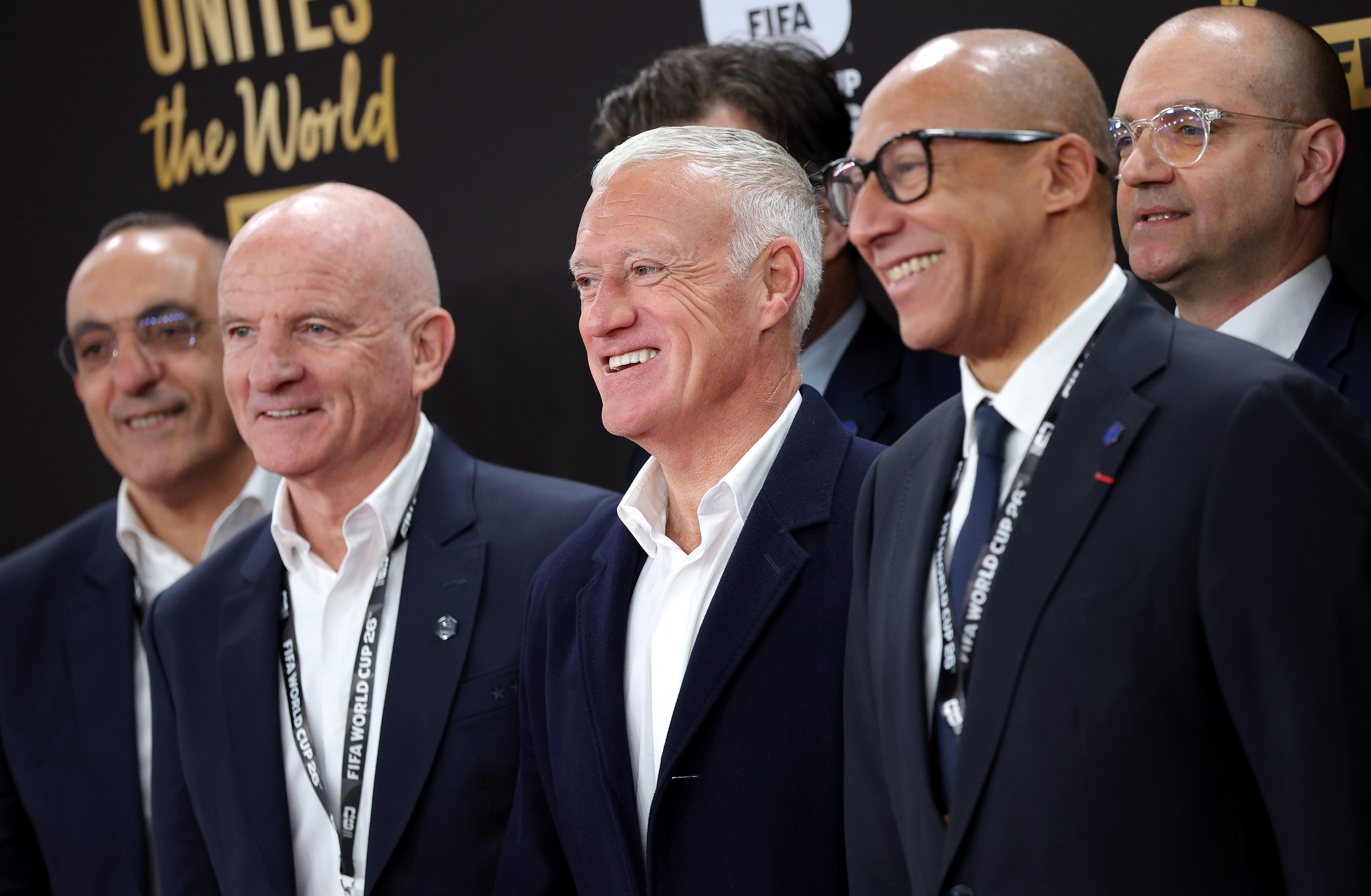 Real Madrid Bidik Didier Deschamps Sebagai Kandidat Pelatih