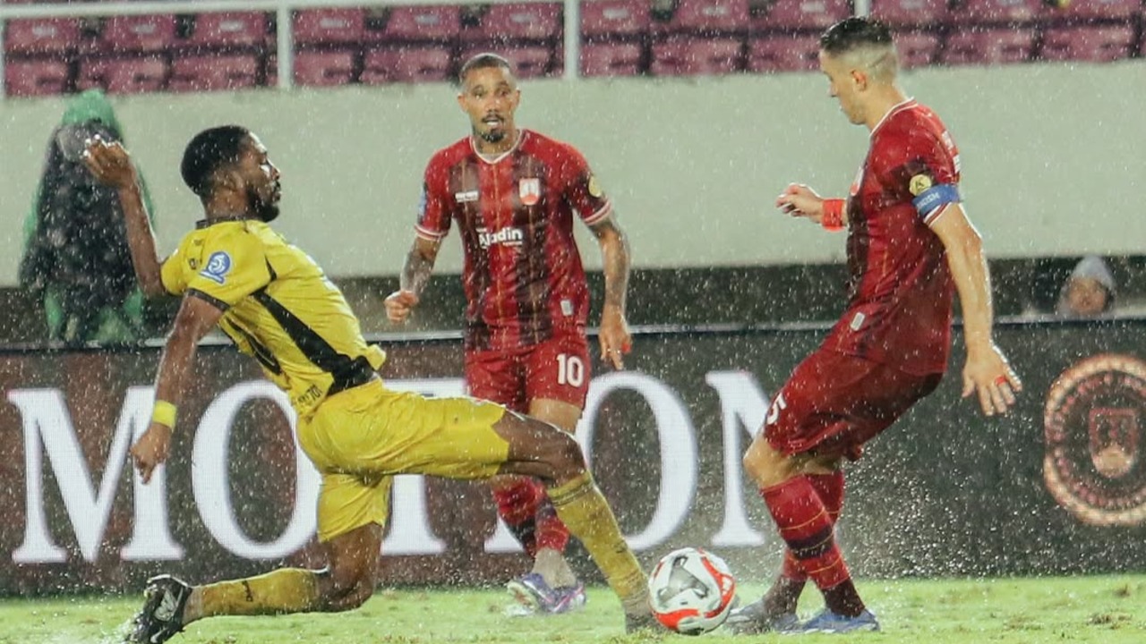 Semen Padang FC Takluk Di Manahan, Imran Soroti Efektivitas Timnya