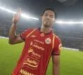 Bek Muda Persija Jakarta Ungkap Peran Senior Di Laga Debutnya