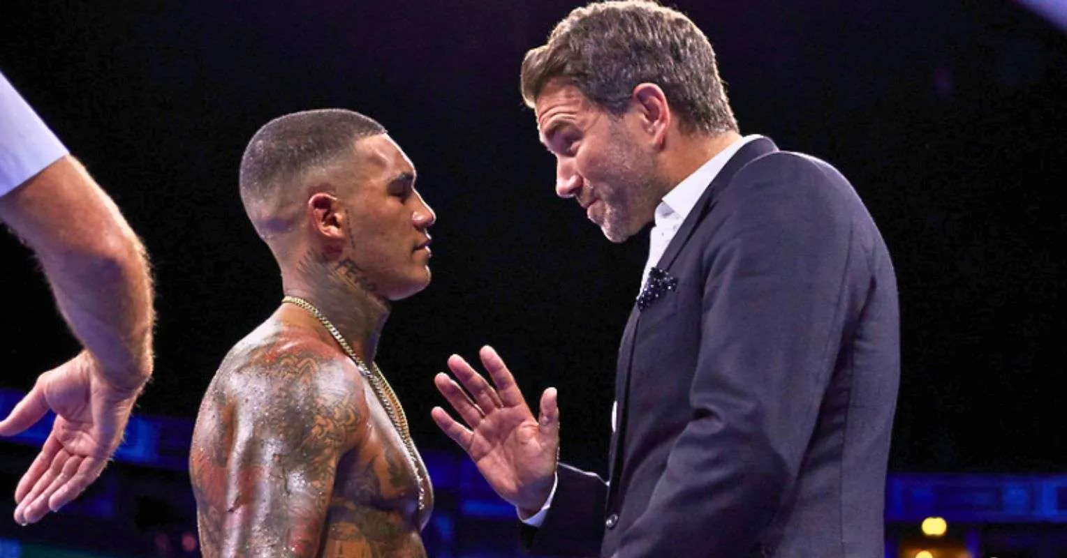 Eddie Hearn Minta Benn Lakukan Satu Hal Usai Duel Prograis - sumber: (secondsout)