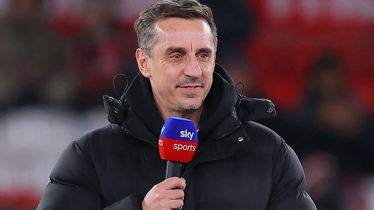 Gary Neville Semprot Duet Casemiro-Ugarte Usai MU Tumbang dari Leeds