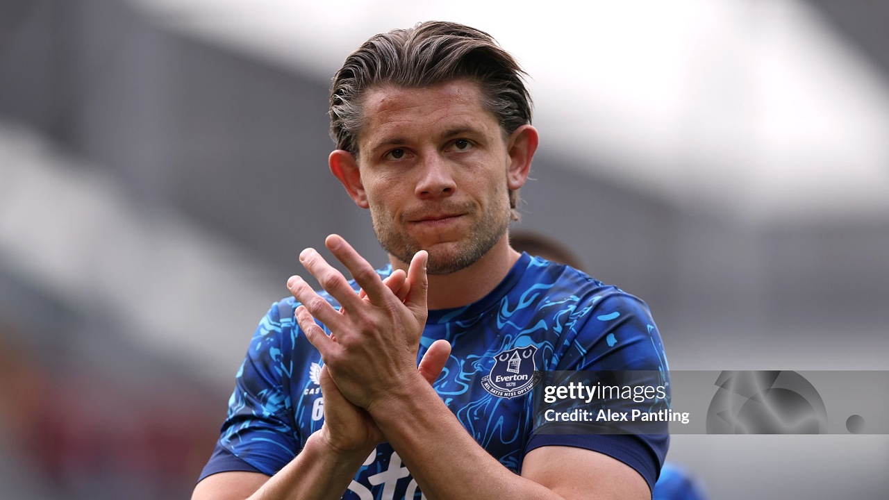James Tarkowski Targetkan Everton Menang Lawan Liverpool demi Eropa