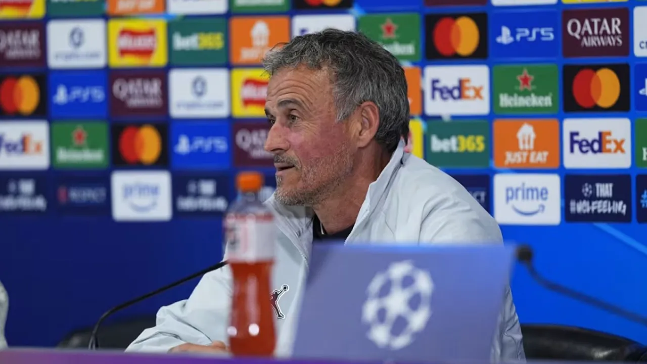 Luis Enrique Pastikan Kesiapan PSG Jelang Laga Kontra Liverpool di Anfield