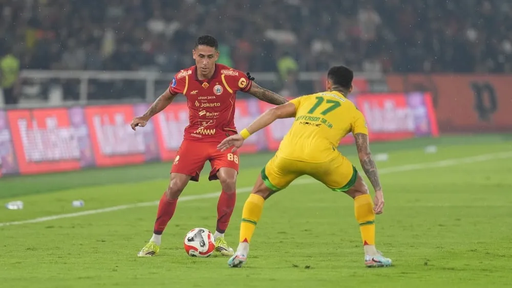 Mauricio Souza Puji Kekuatan Pertahanan Solid Persija - sumber: (ileagueid)