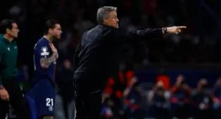 Menang 2-0 di Leg Pertama, Luis Enrique: Laga Kontra Liverpool Masih Terbuka