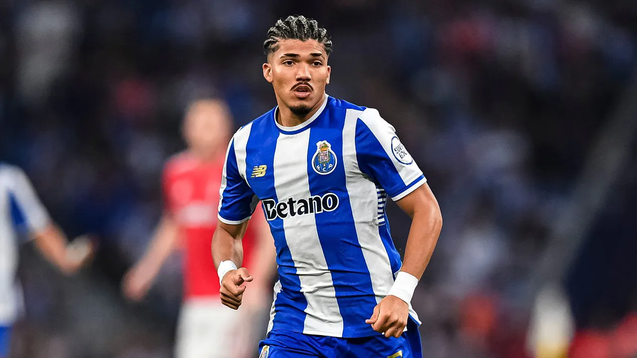 Tampil Tajam di Porto, William Gomes Masuk Radar Newcastle