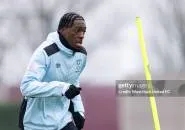 Axel Disasi Diperebutkan Aston Villa, Fulham, dan West Ham