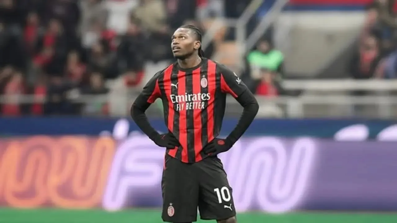 Di Marzio: Minat Liga Pro Saudi Meningkat, Rafael Leao Tinggalkan Milan?