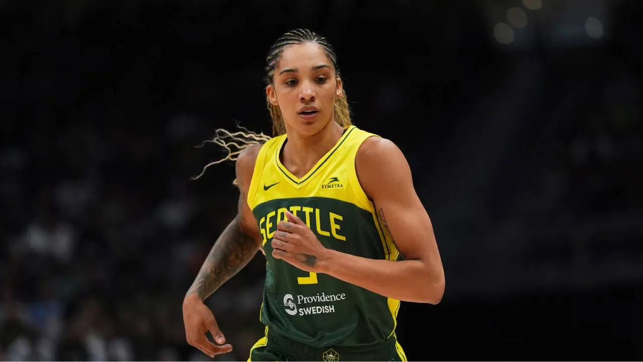 Gabby Williams Gabung Golden State Valkyries dengan Kontrak Multi-Tahun