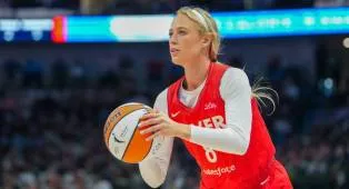 Indiana Fever Perpanjang Kontrak Sophie Cunningham Untuk Satu Tahun
