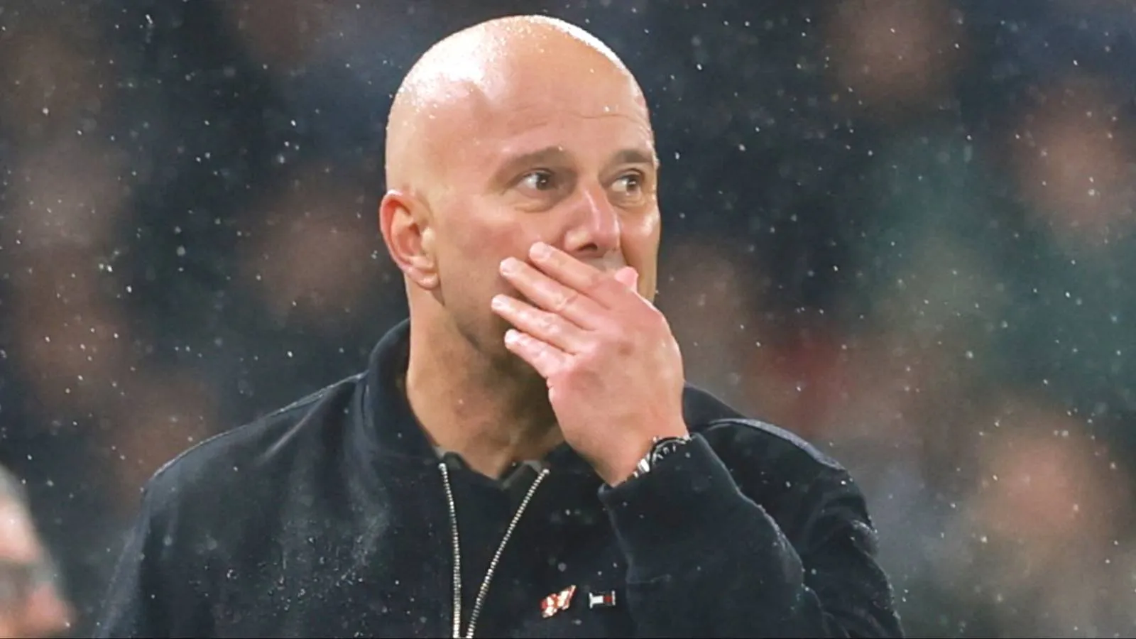 Karier Arne Slot di Liverpool Terancam Usai Kekalahan dari PSG - sumber: (givemesport)