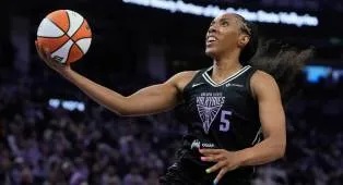 Kayla Thornton Resmi Bertahan di Golden State Valkyries Untuk Setahun