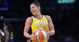 Kelsey Plum Tolak Kontrak Supermaks, Pilih Gaji Lebih Rendah demi Sparks