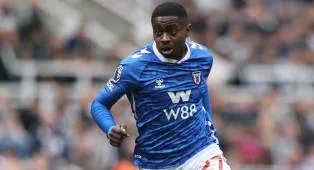 MU dan Chelsea Siap Adu Cepat untuk Dapatkan Noah Sadiki