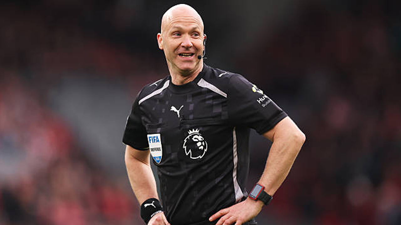 Penunjukan Anthony Taylor untuk Laga Manchester City vs Arsenal Dipertanyakan