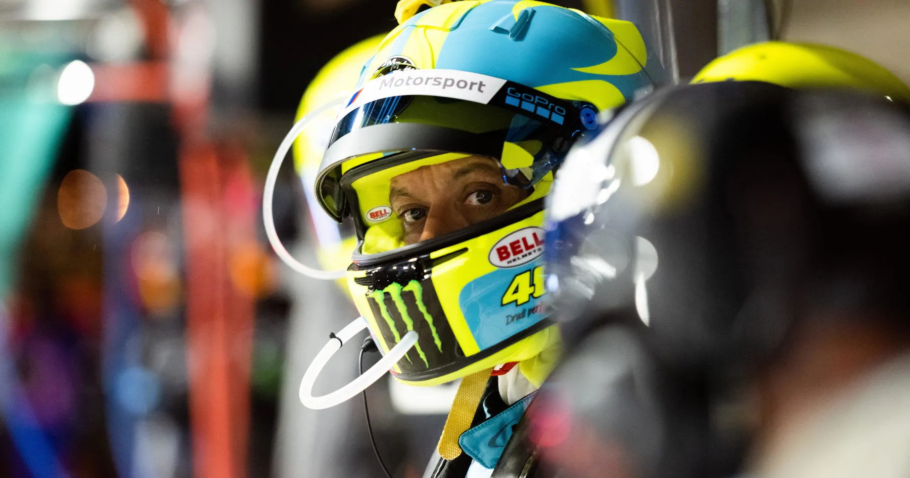 Valentino Rossi: Saya Buka Jalan untuk Verstappen - sumber: (racingnews365)