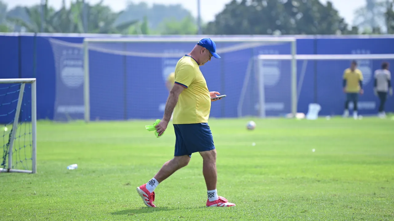 Bojan ‘Cerewet’ Soal Fasilitas Demi Perfoma Juara Tim Persib