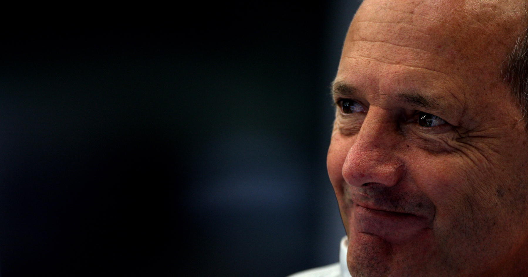 CEO McLaren Ron Dennis Mundur Setelah Kontroversi Besar