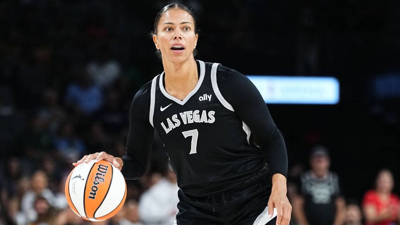 Dallas Wings Rekrut Pemain Veteran Alysha Clark dengan Kontrak Setahun