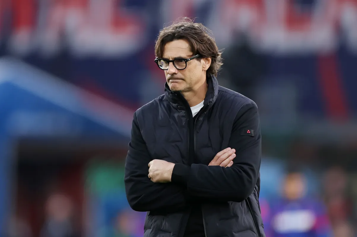 Fiorentina Fokus Liga, Vanoli Sebut Conference League Cuma Mimpi - sumber: (footballitalia)