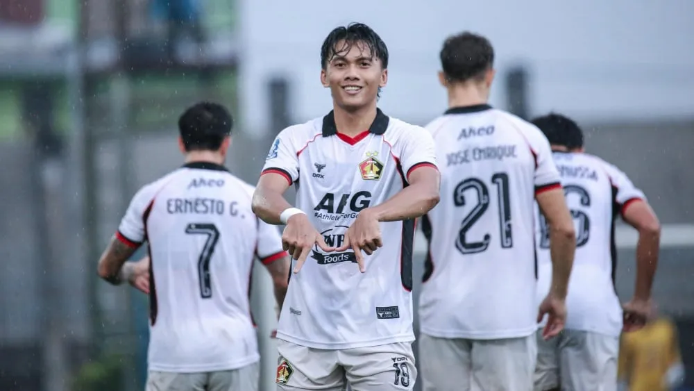 Gol Perdana di Hari Ulang Tahun: Momen Istimewa Rendy Sanjaya - sumber: (ileagueid)