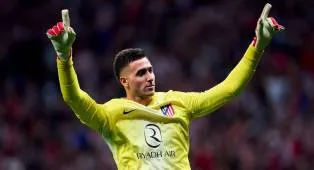Kiper Atletico Madrid Minta Maaf Atas Insiden Fermin Lopez