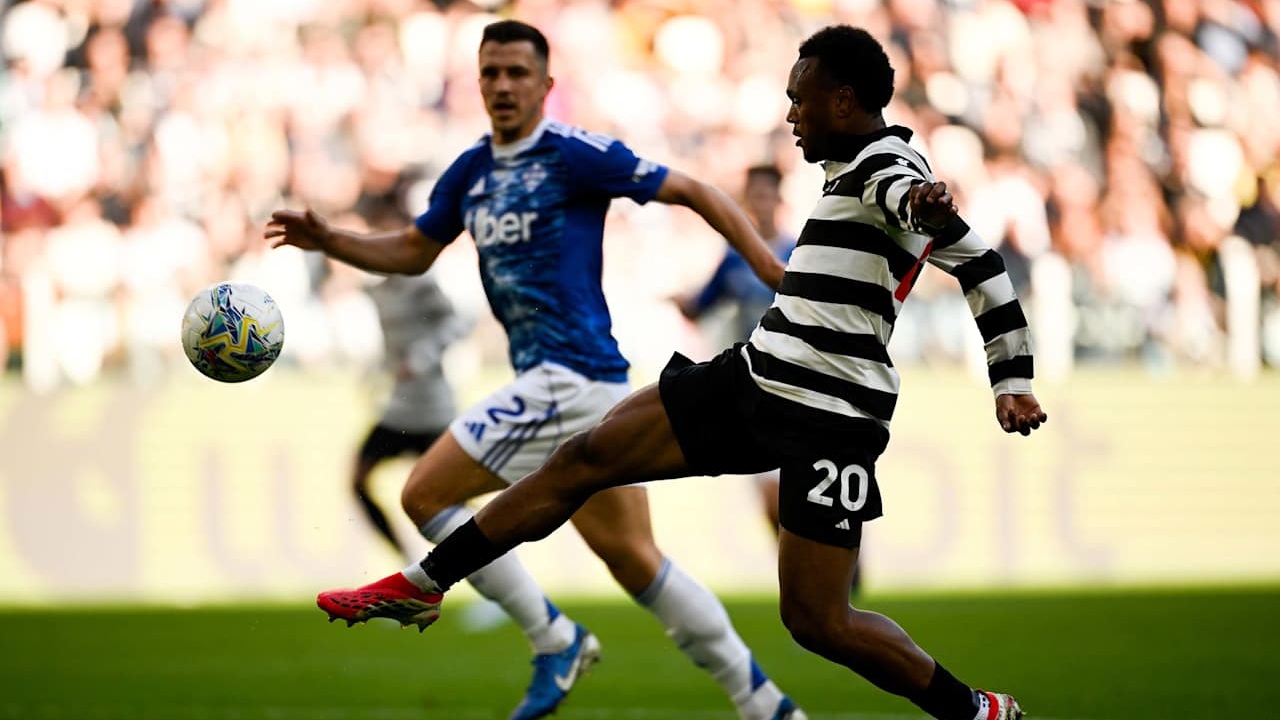 Lois Openda Bakal Langsung Pergi usai Dipermanenkan Juventus?